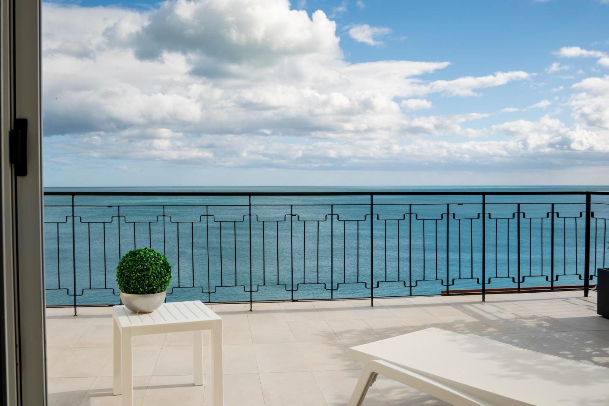 Blu Marine Bed & Breakfast Catanzaro Exterior photo